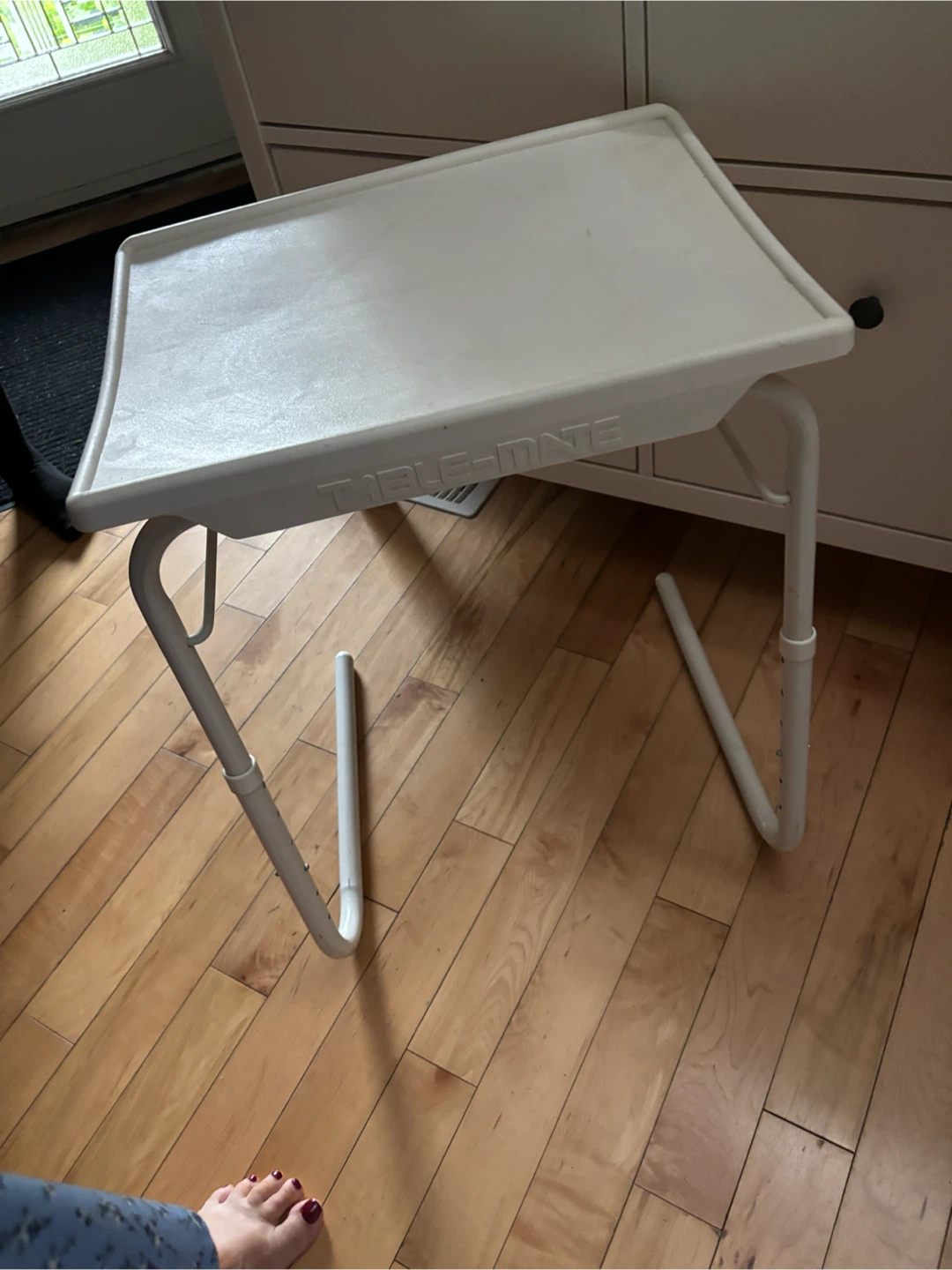 Table-Mate folding table - photo 2