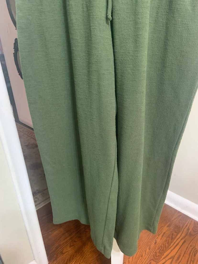 WOMEN’S  ‘ OLD NAVY 1 PIECE OLIVE GREEN JUMPER ROMPER - photo 4