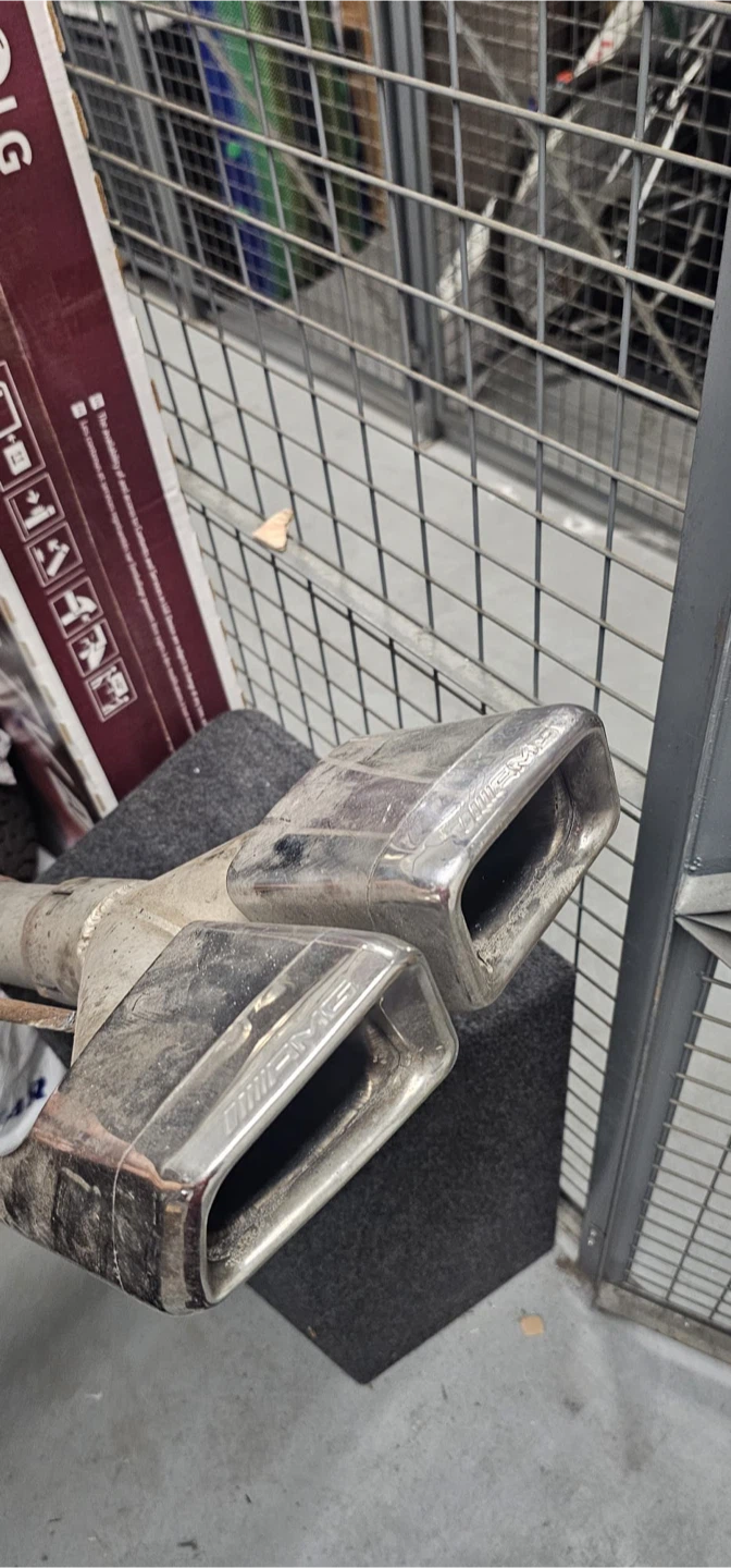 AMG Dual Exhaust Tip - photo 4