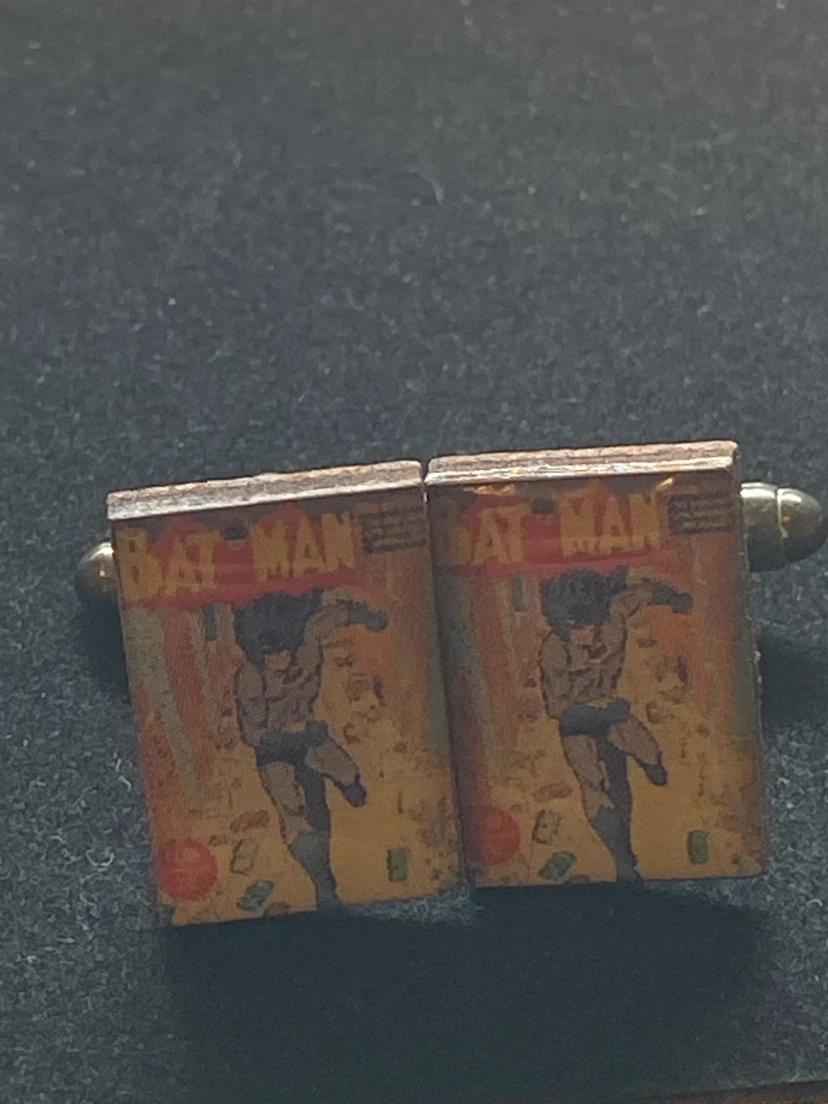 Batman Comic Book Cufflinks - photo 2