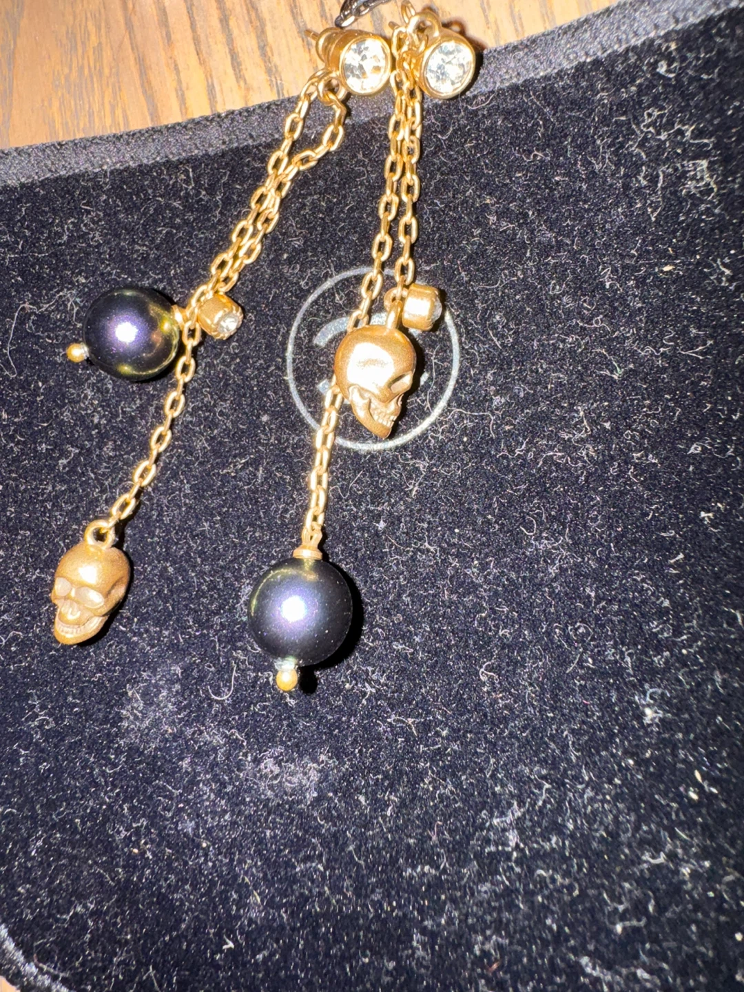 Alexander McQueen Skull and Pearl Drop Earrings - photo 4