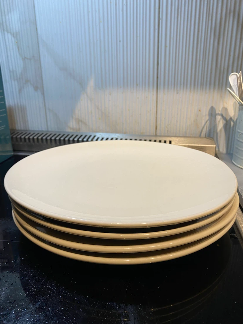 Dinnerware - Beige plates and bowls Ikea - photo 4