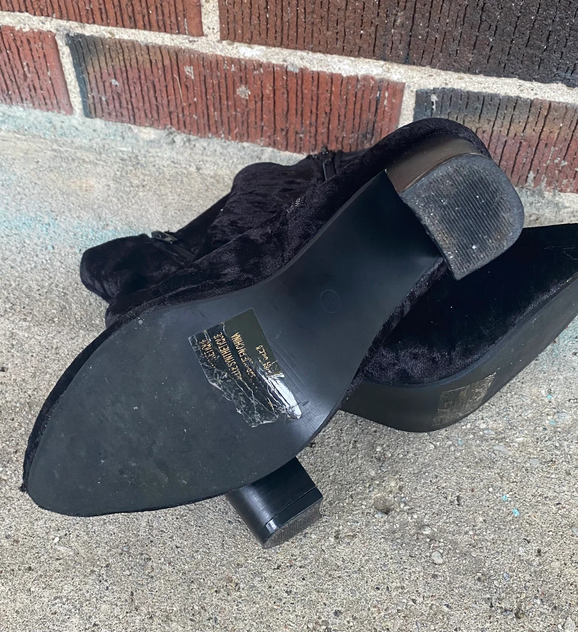 Revamped by Sirens Black Velvet Ankle Boots, Size 8 - photo 5