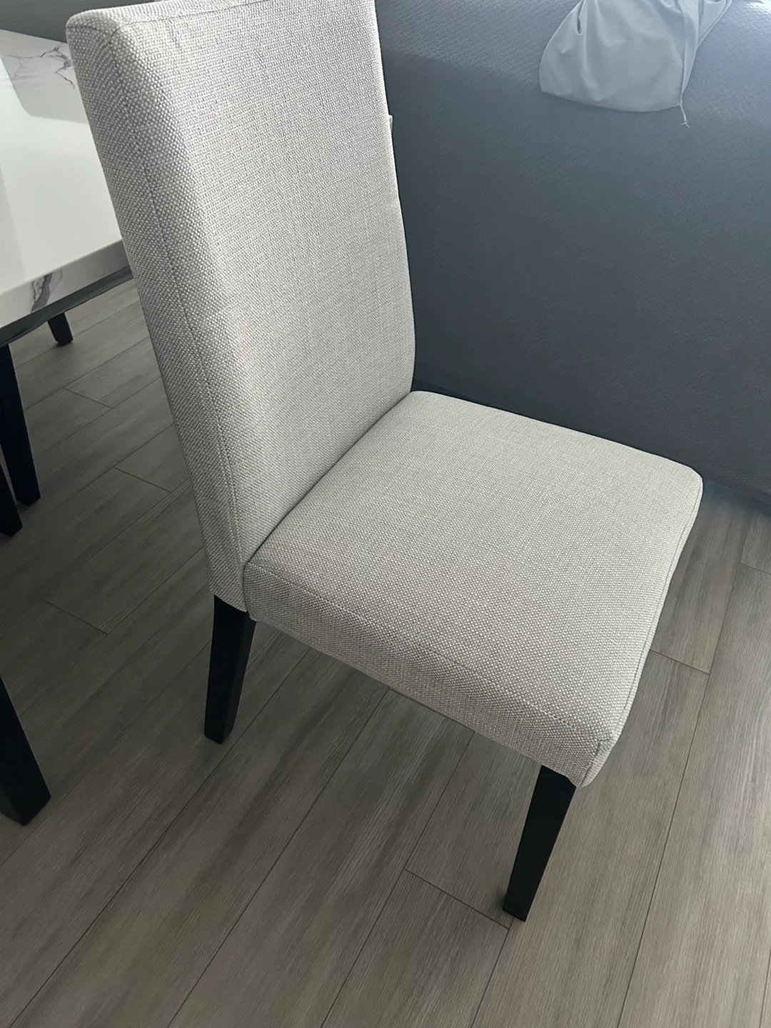 Modern Faux Marble Dining Table and Chairs Set - photo 2