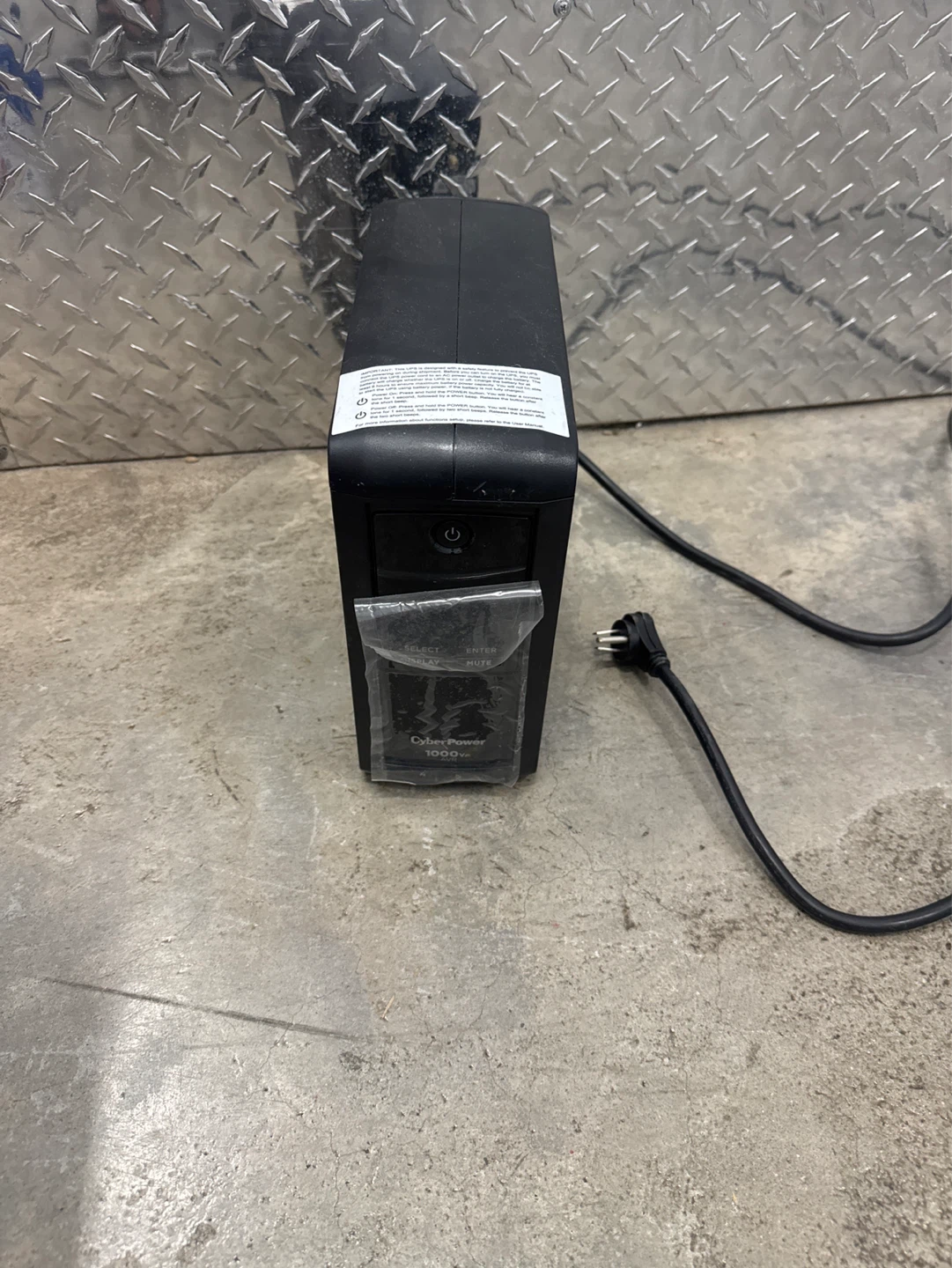 CyberPower 1000VA UPS Battery Backup