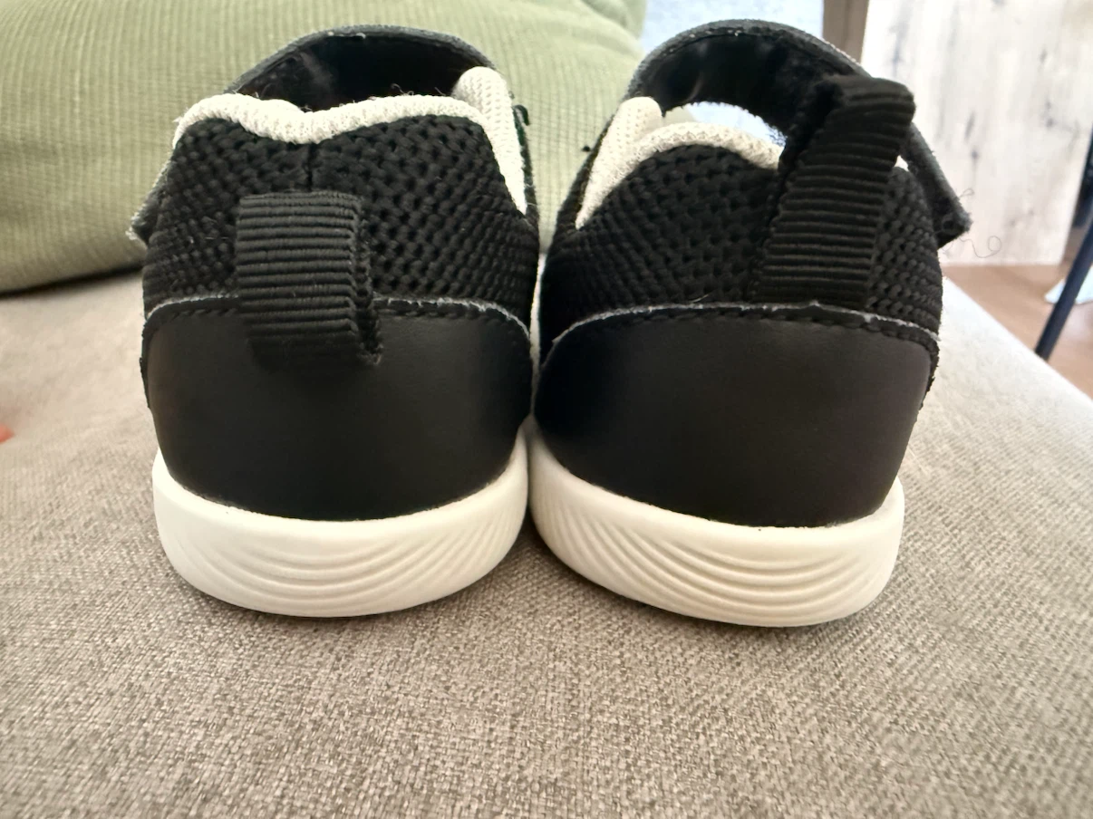 Morendl Kids Black Sneakers - photo 4