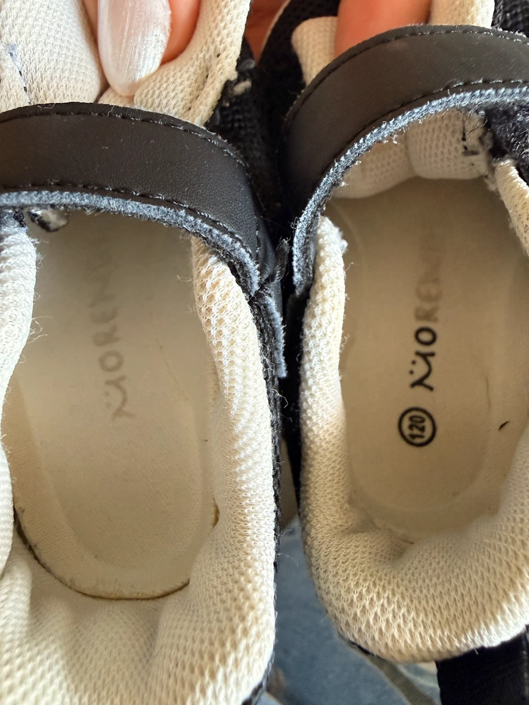 Morendl Kids Black Sneakers - photo 5