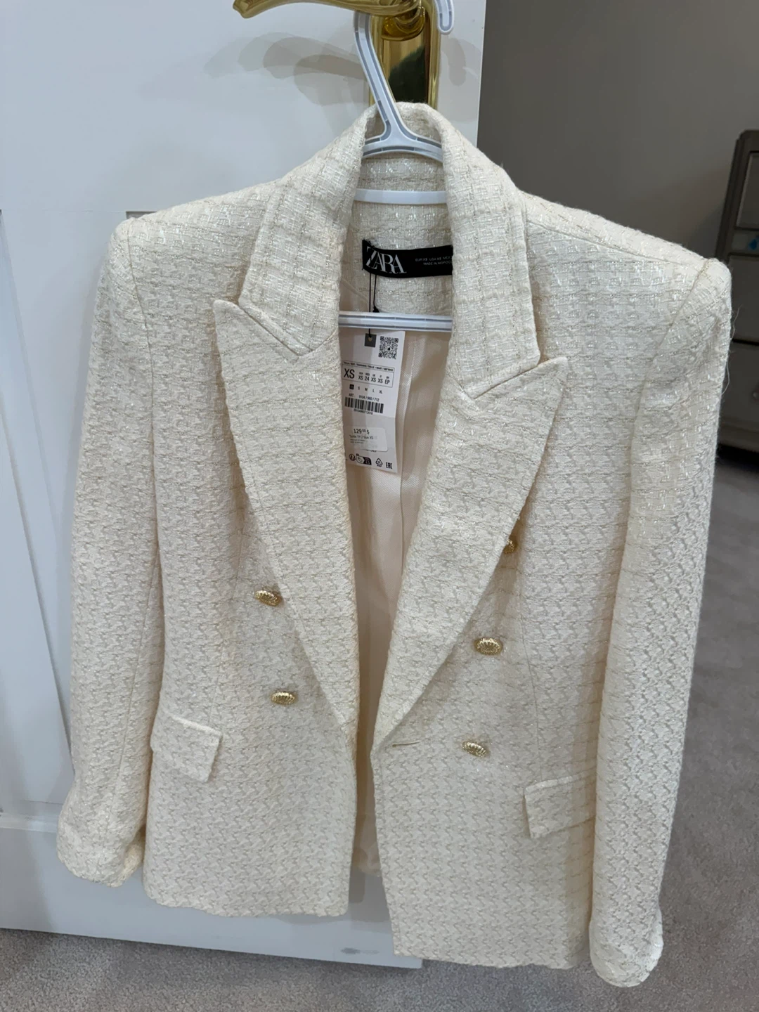 Zara tweed-style double-breasted blazer with gold buttons - photo 5