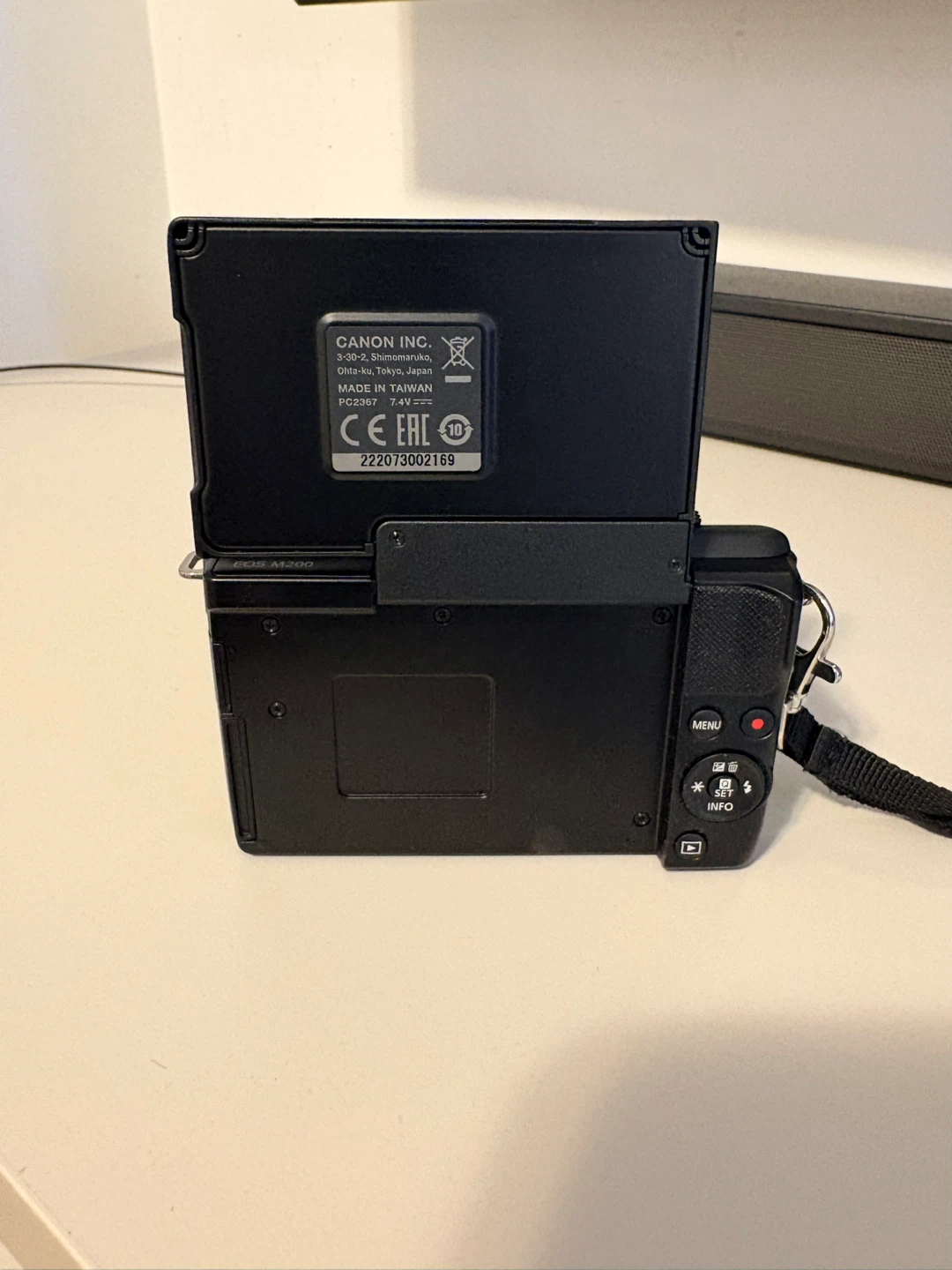 Canon EOS M200 with EF-M 15-45mm Lens (Like New) - photo 5