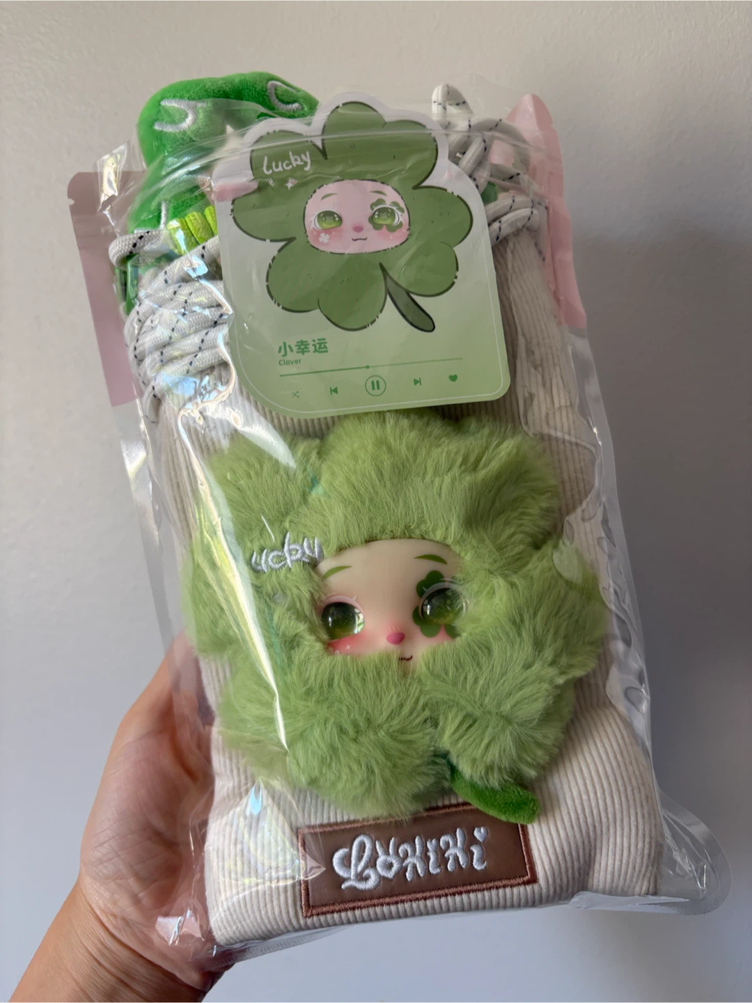 LOKIKI BLIND BOX Clover Design Plush Bag - photo 2