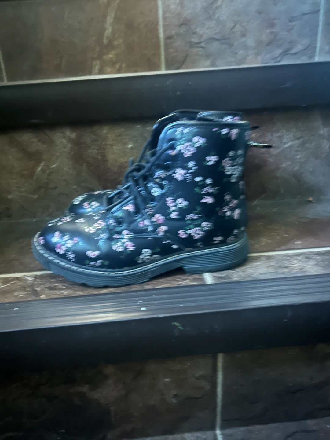 Floral pattern girls boots
