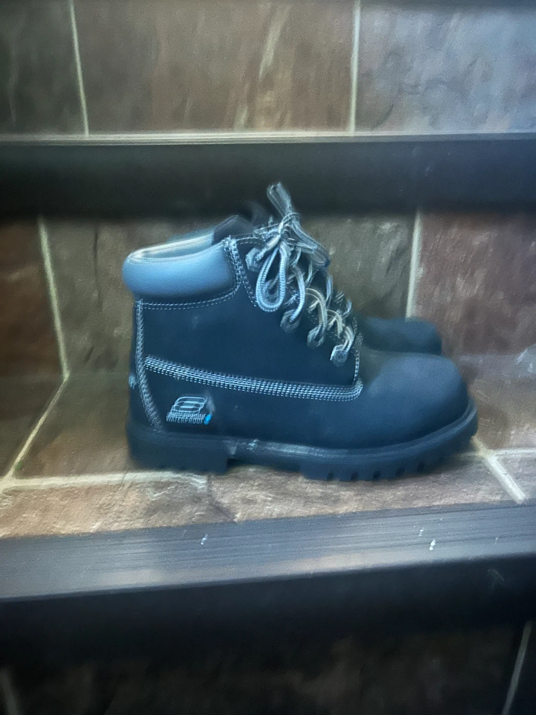 Skechers Waterproof Boots Size 13.5 - photo 3