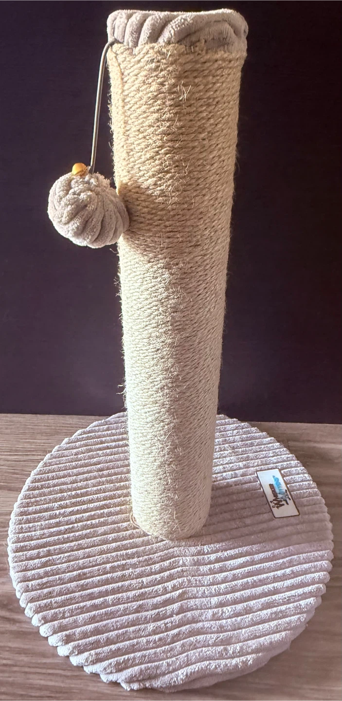 Like New • WHISKER And MITTENS • CAT Scratch Post • $10 - photo 3
