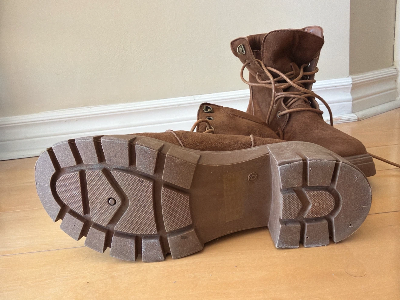 Brown Lace-Up Ankle Boots Size 6 - photo 3