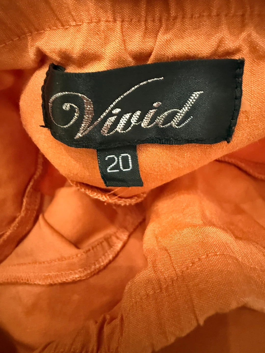 Vivid Orange Capri Pants Size 20 - photo 5