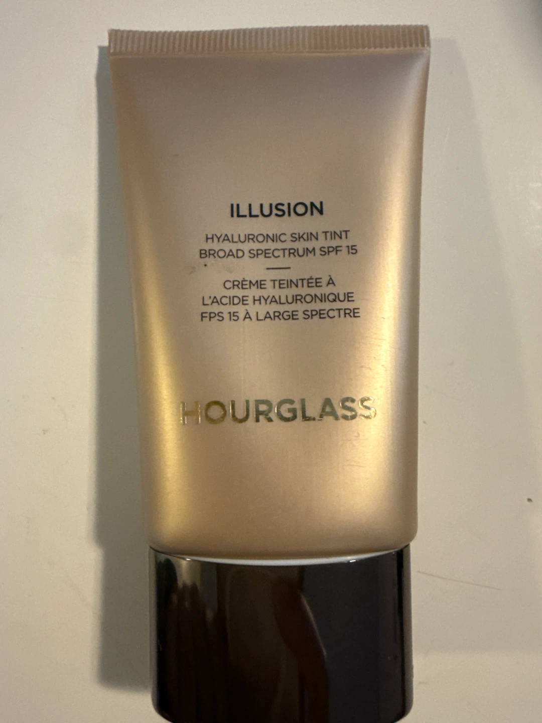 Hourglass Illusion Hyaluronic Skin Tint - Nude