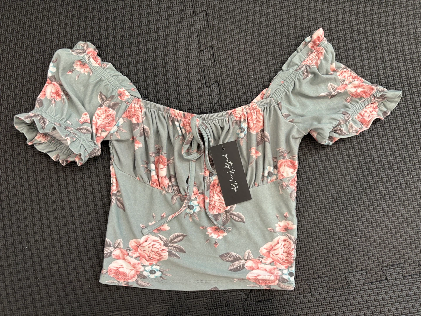 Pretty Tiny Tops Floral Puff Sleeve Blouse