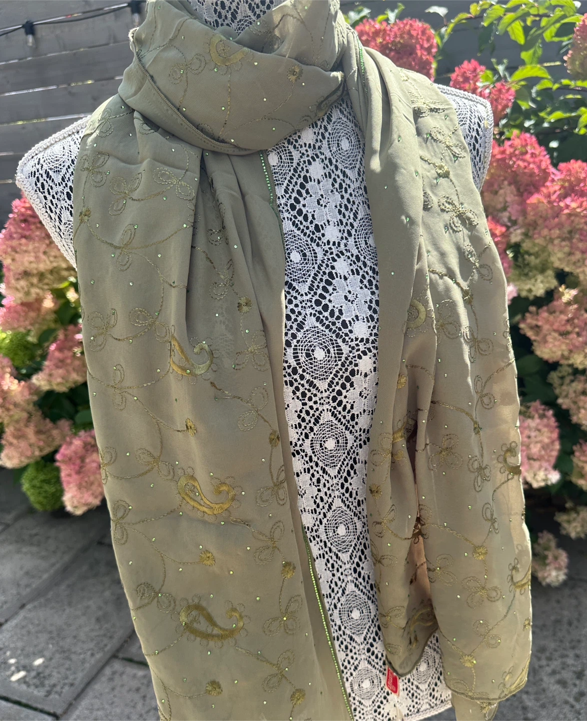 Olive green embroidered scarf - photo 3
