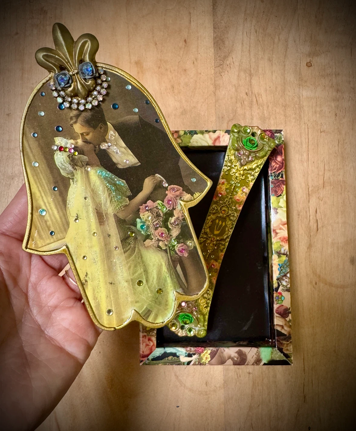 Michal Negrin Wedding Hamsa – Swarovski Crystals – Never Used - photo 2
