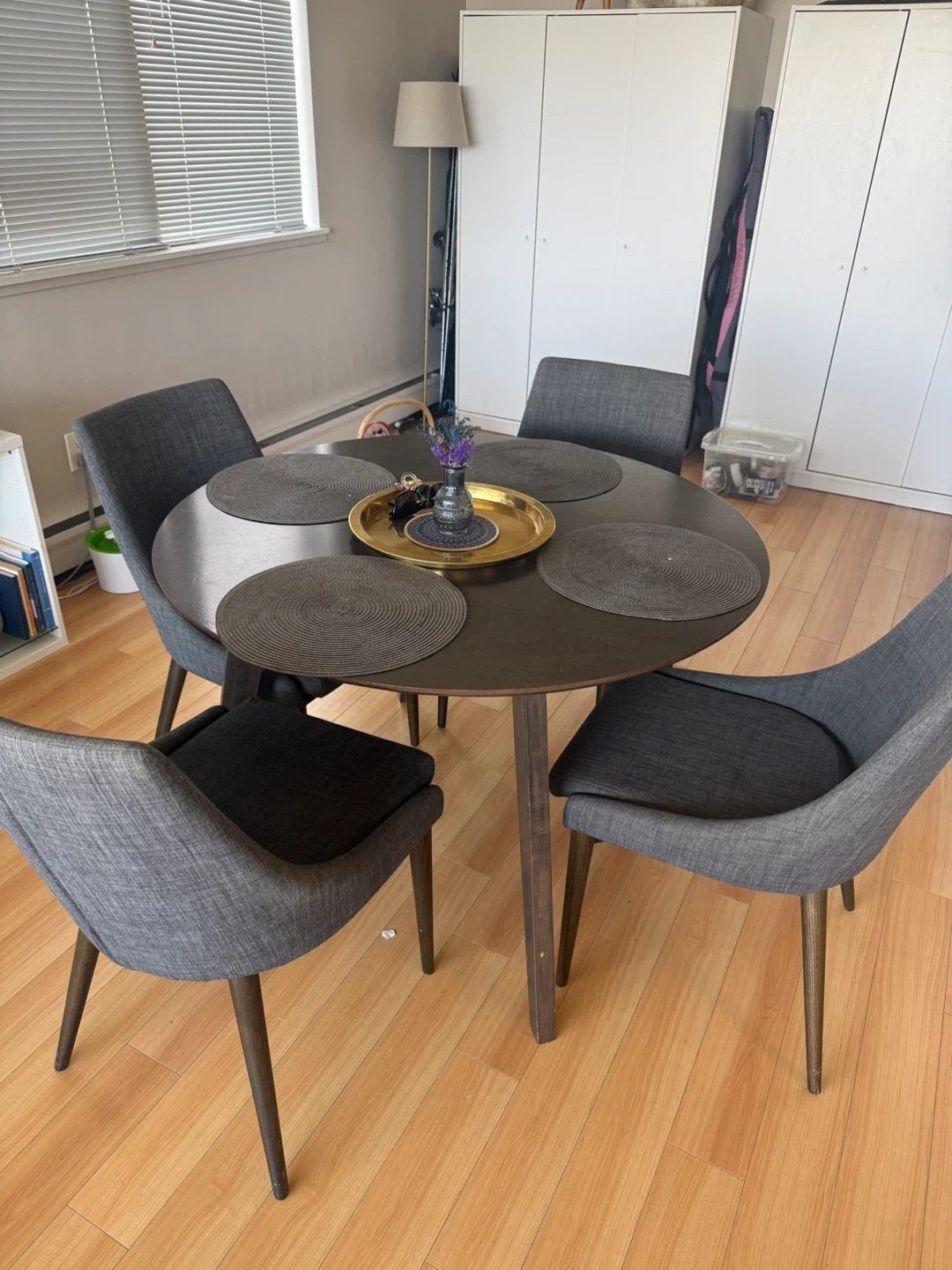 Round dining table and 4 fabric chairs
