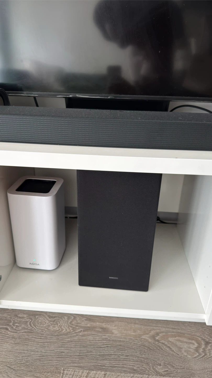 Samsung Soundbar and Subwoofer System