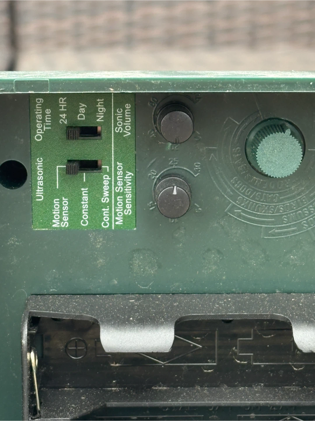 Yard Sentinel Ultrasonic Animal Repeller - photo 3