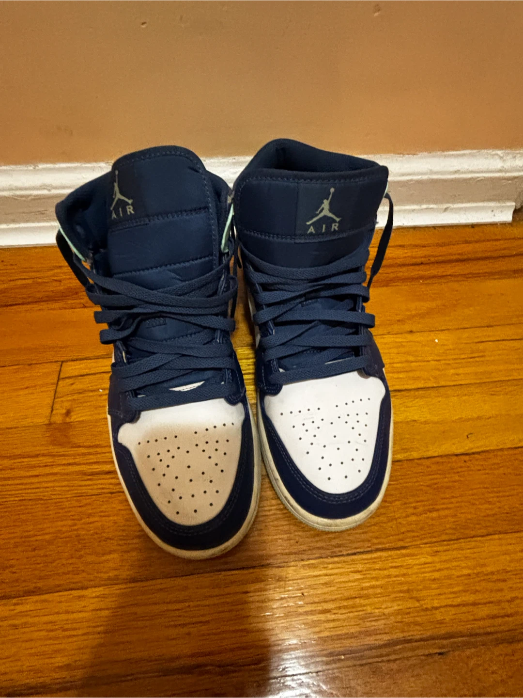 Authentic, Men Size 9.5, Jordan 1  'Mint Blue' sneakers - photo 2