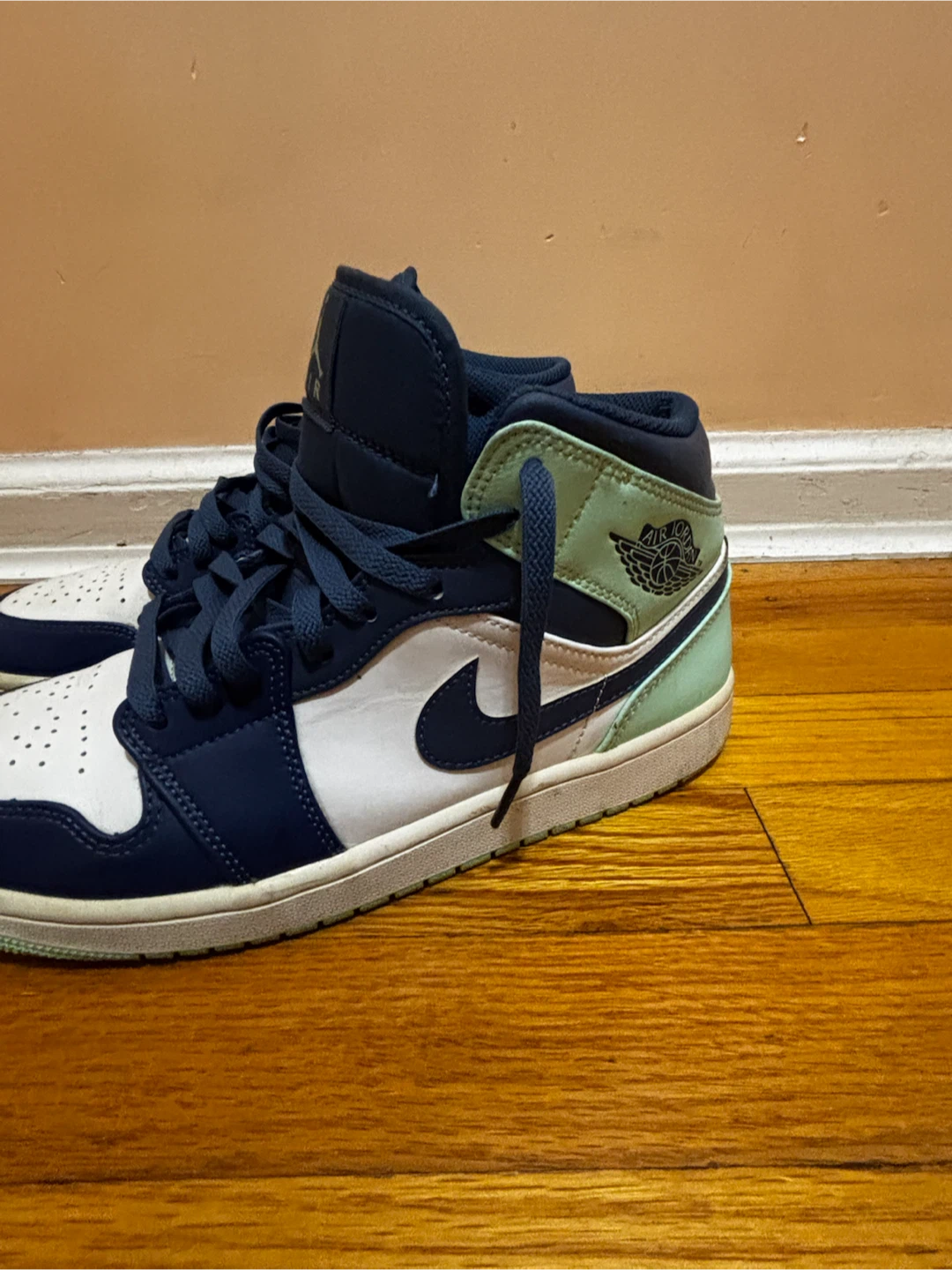 Authentic, Men Size 9.5, Jordan 1  'Mint Blue' sneakers - photo 3