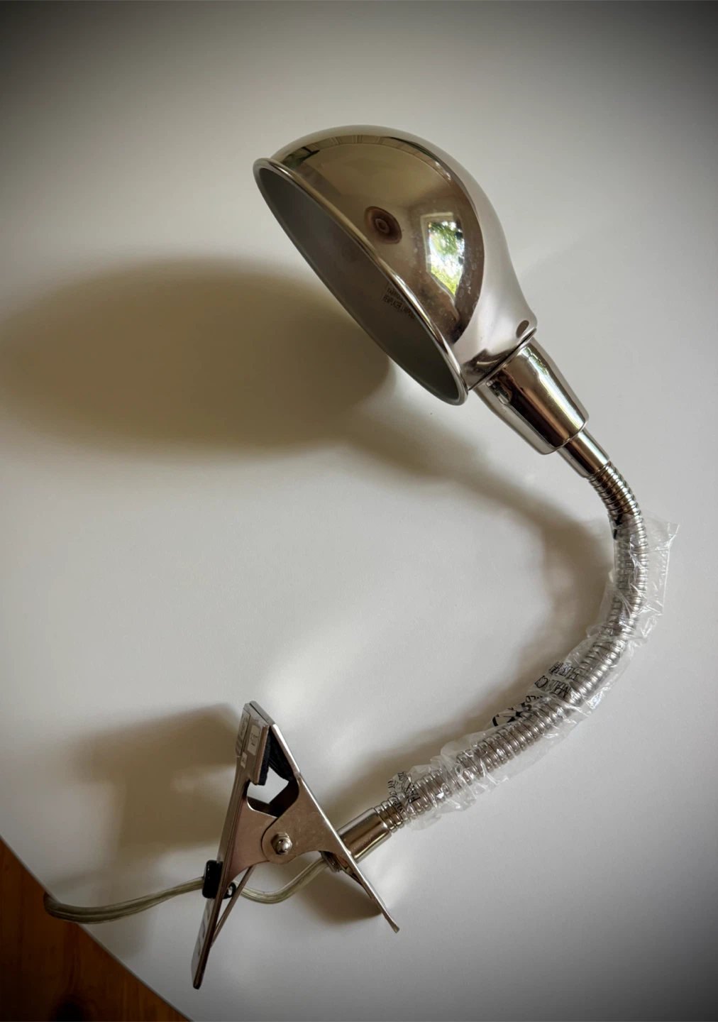 Vintage chrome clamp-on lamp, never used. - photo 2