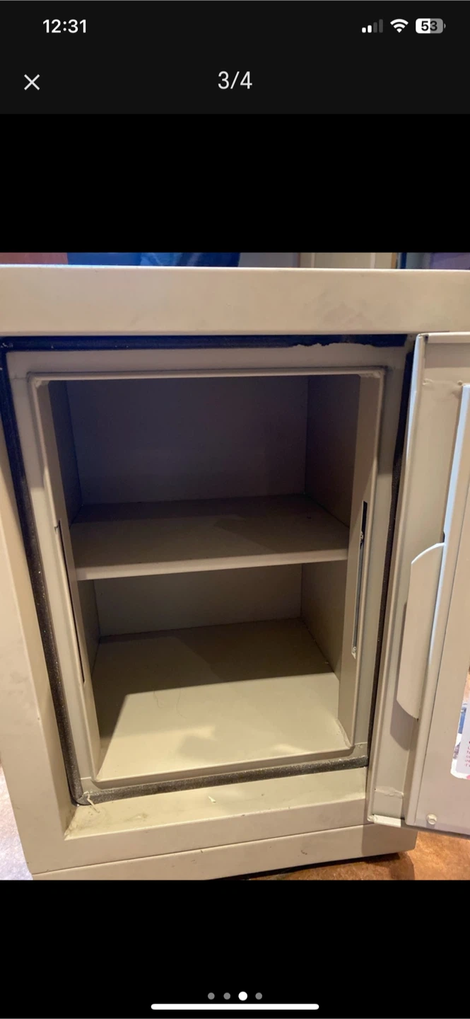 Sears Gardex Fire-Resistant Safe - photo 2