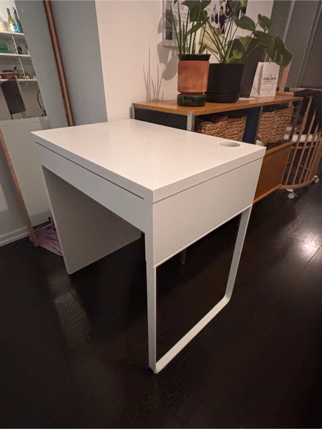 IKEA MICKE Desk, White - photo 2