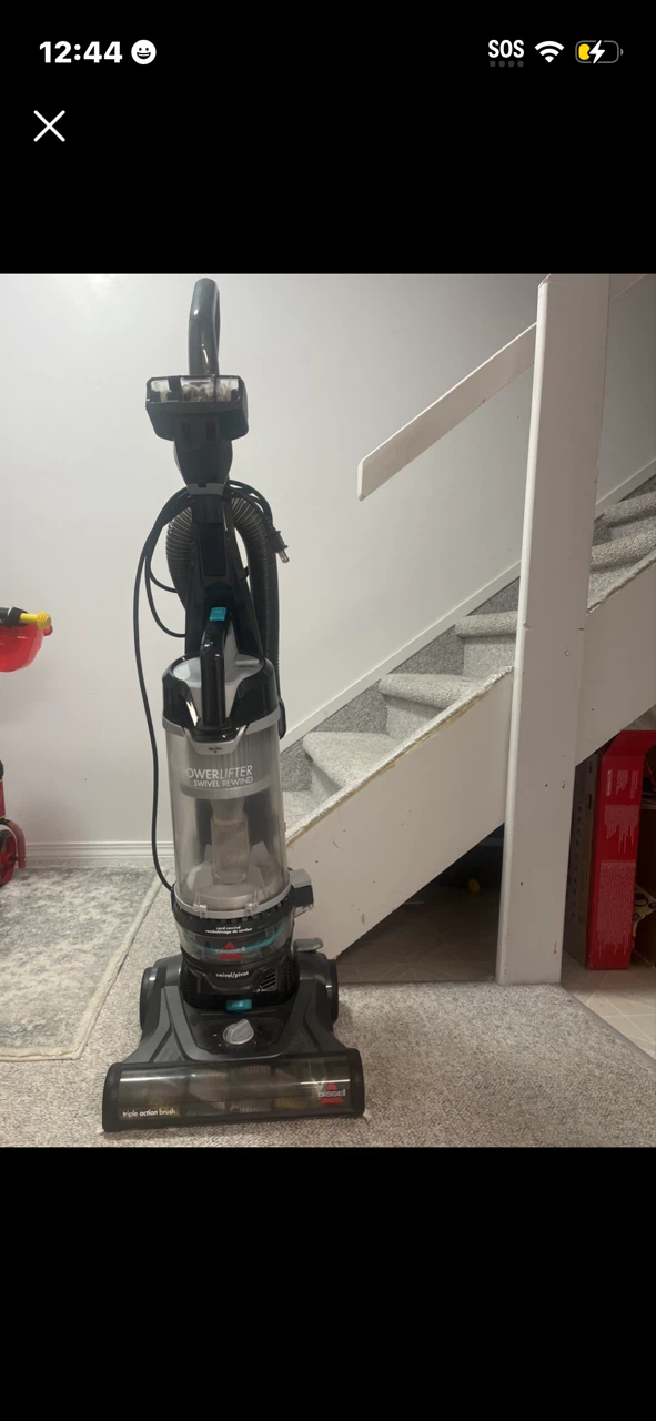 Bissell PowerLifter Swivel Rewind Vacuum