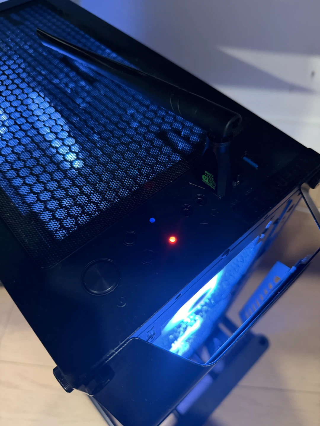 STGAUBRON Gaming PC - photo 4