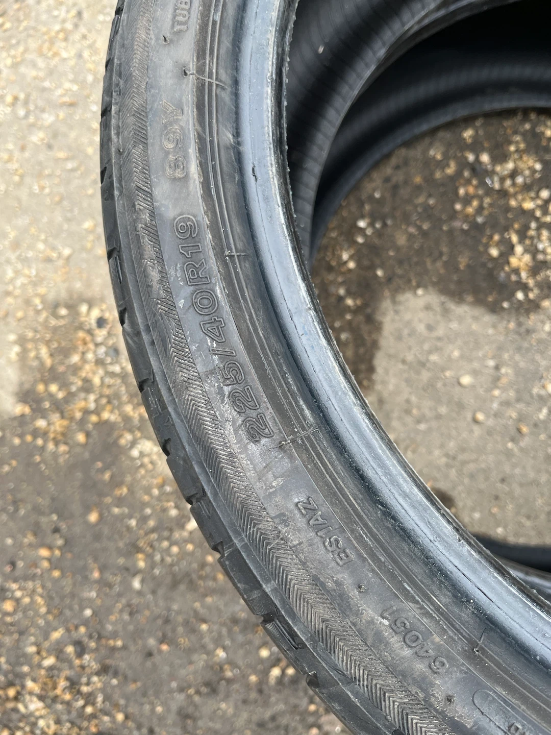 2 Bridgestone Potenza 225/40R19 Tires - photo 3