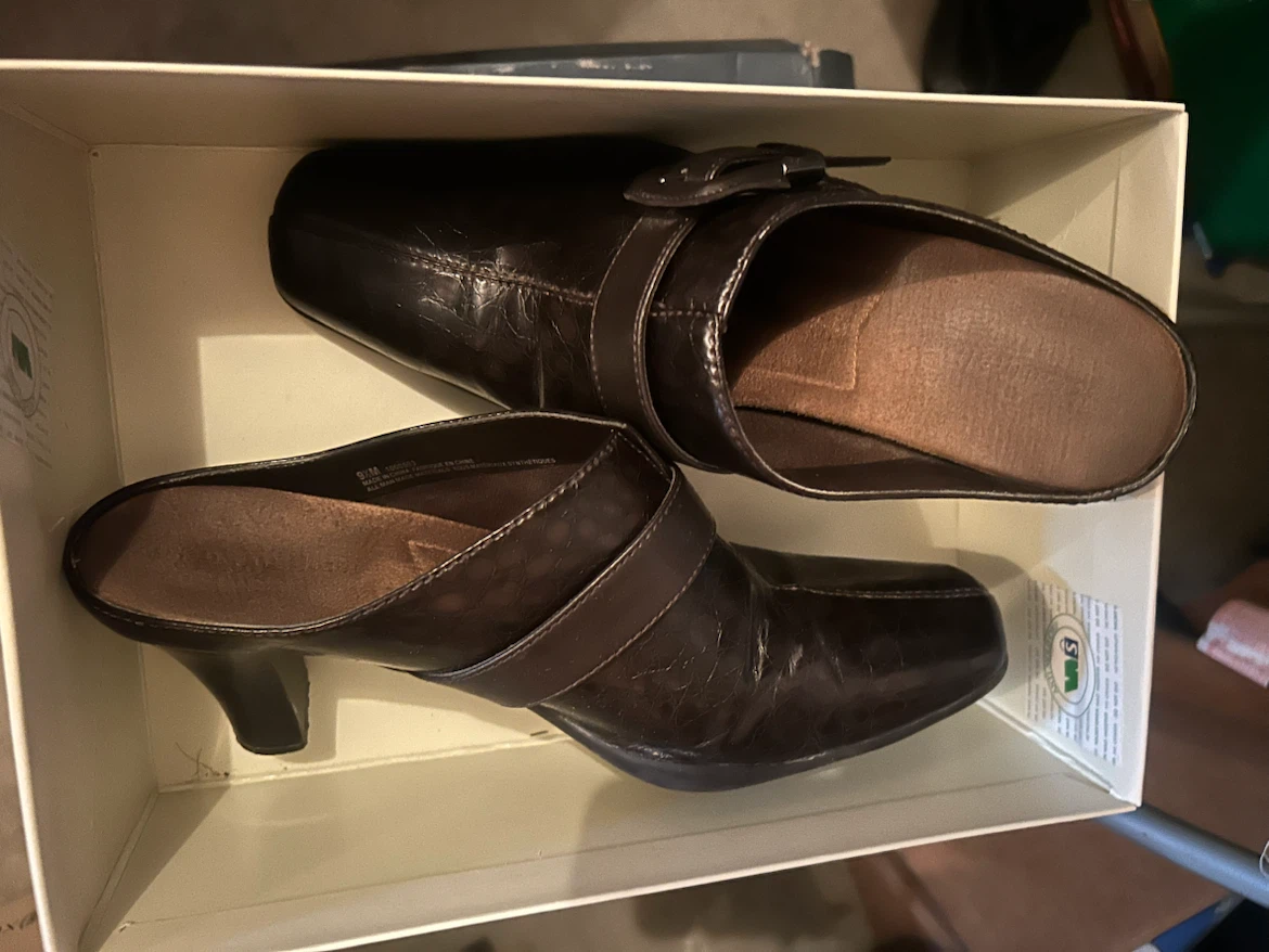 Naturalizer Dark Brown Buckle Mules Size 9.5M - photo 2
