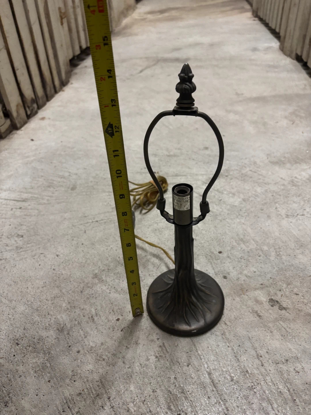 Vintage Metal Table Lamp Base - photo 2