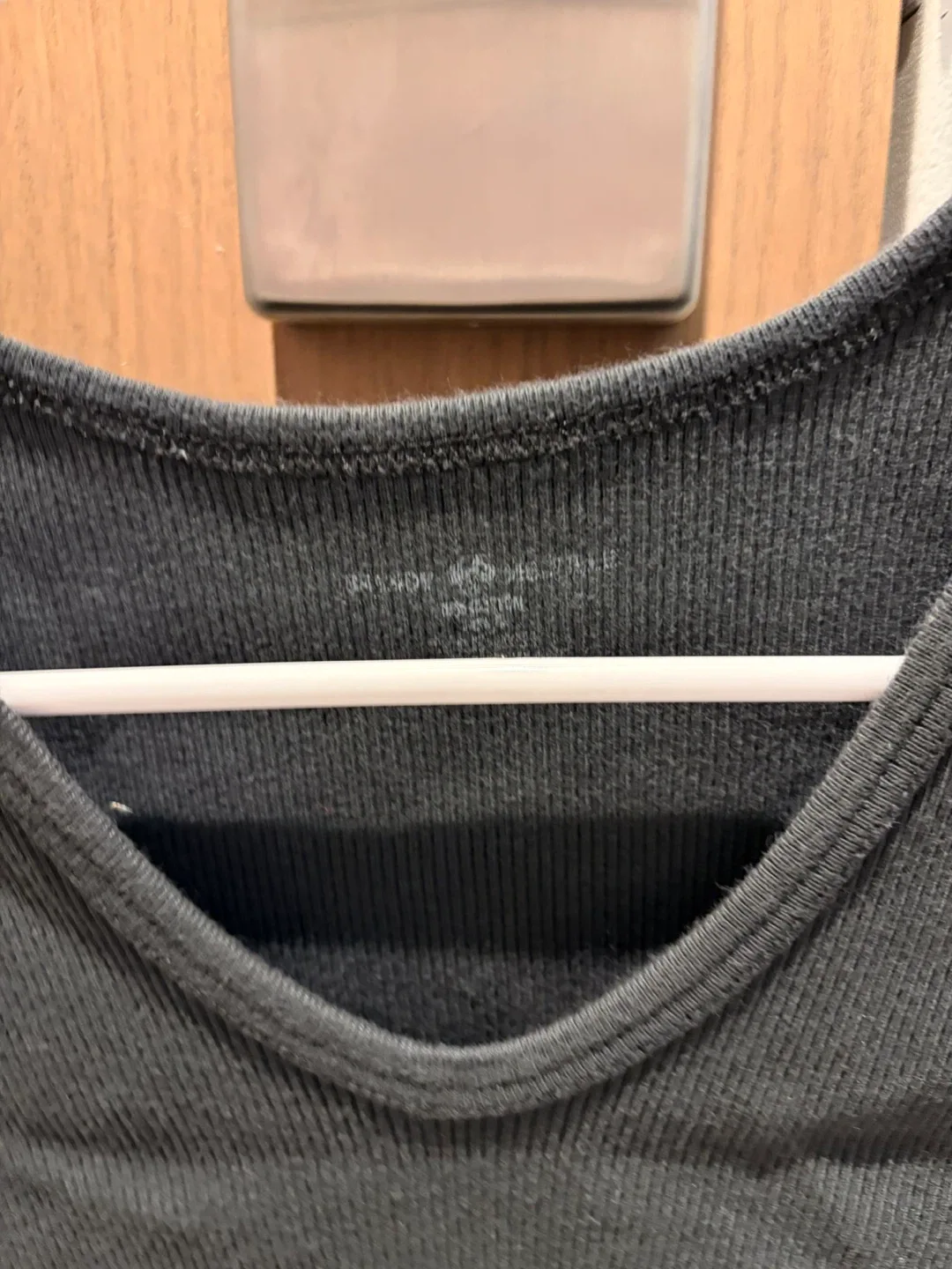 Rare Brandy Melville Ribbed V-Neck Top - photo 2