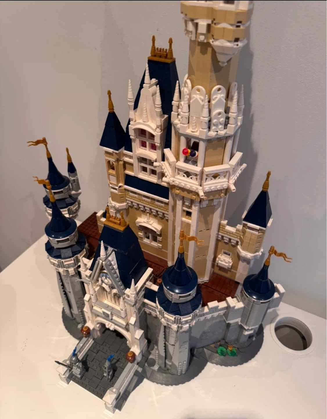 LEGO Disney Castle 71040 - photo 3