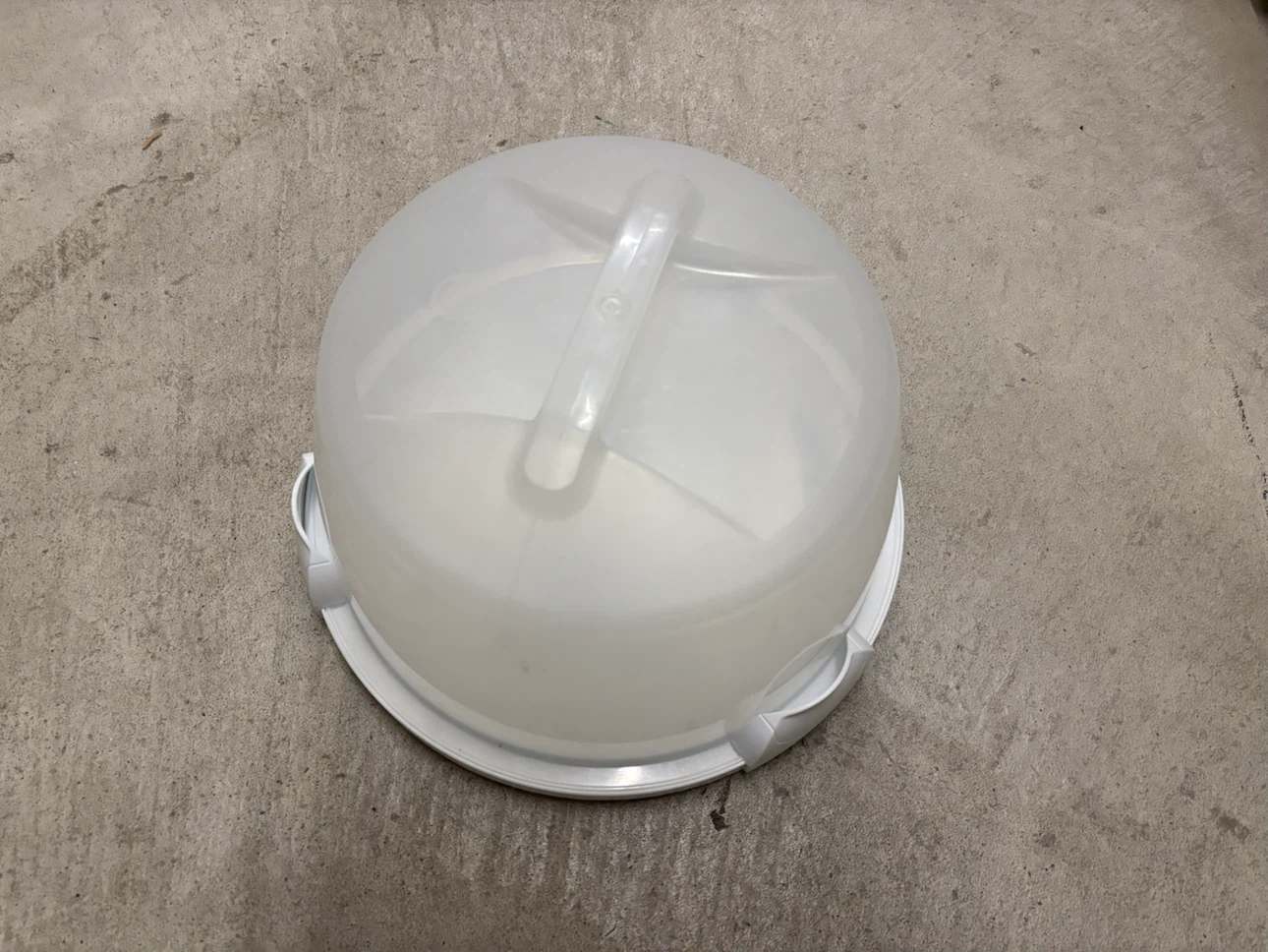 Plastic Cake Carrier