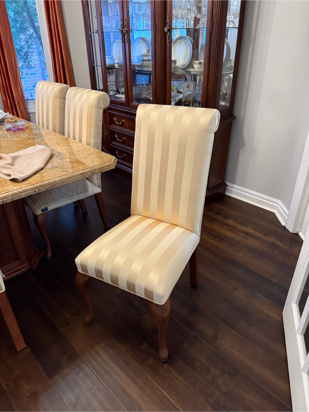Set of 8 Dining Chairs - photo 3