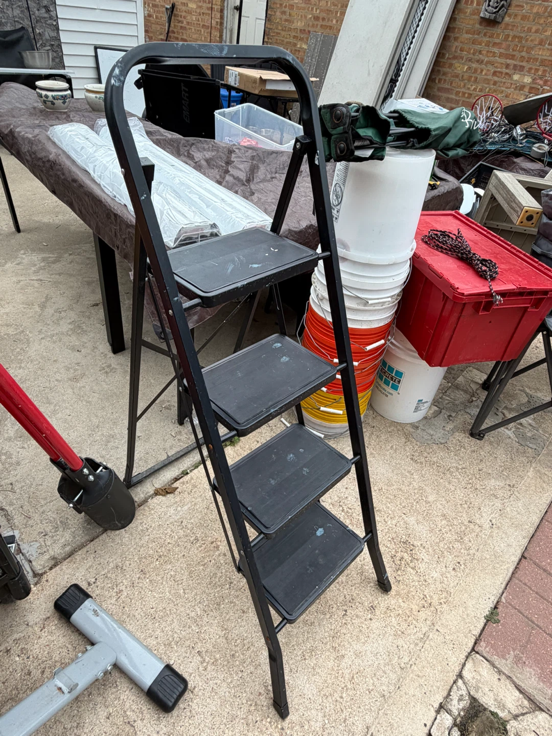 4-Step Folding Step Ladder - photo 2
