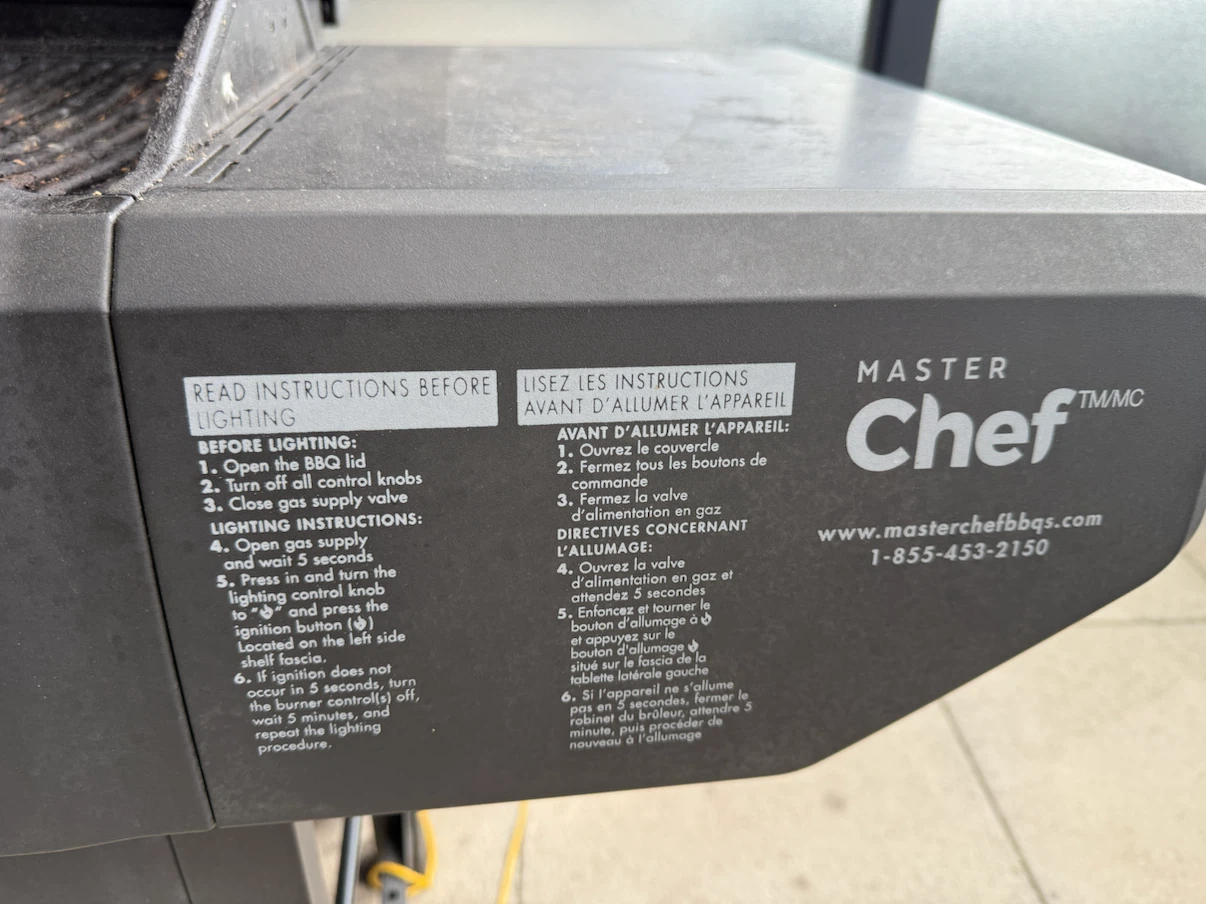 Master Chef 4-Burner Propane BBQ with Tank - photo 3