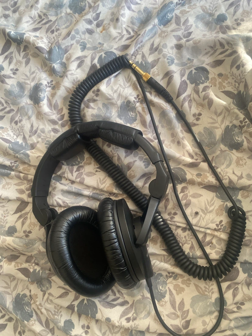 Sennheiser HD 280 Pro Headphones - photo 3