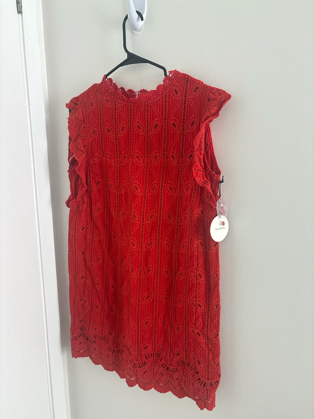 Tularosa Red Lace Sleeveless Top - photo 2