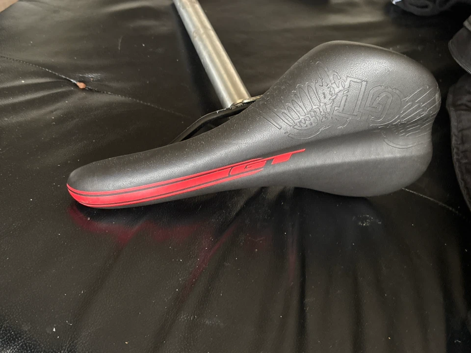 GT Bicycle Saddle and Seatpost