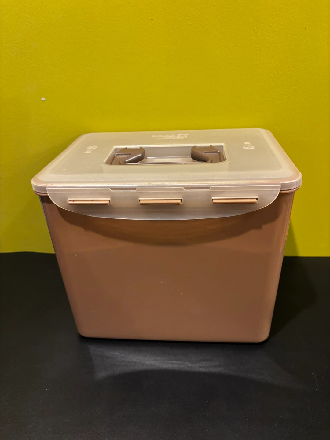 Lock & Lock Air Tight Storage Container