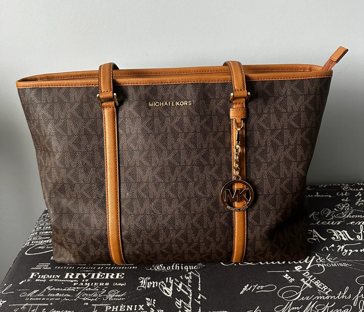 Michael Kors Brown Logo Tote Bag - photo 2