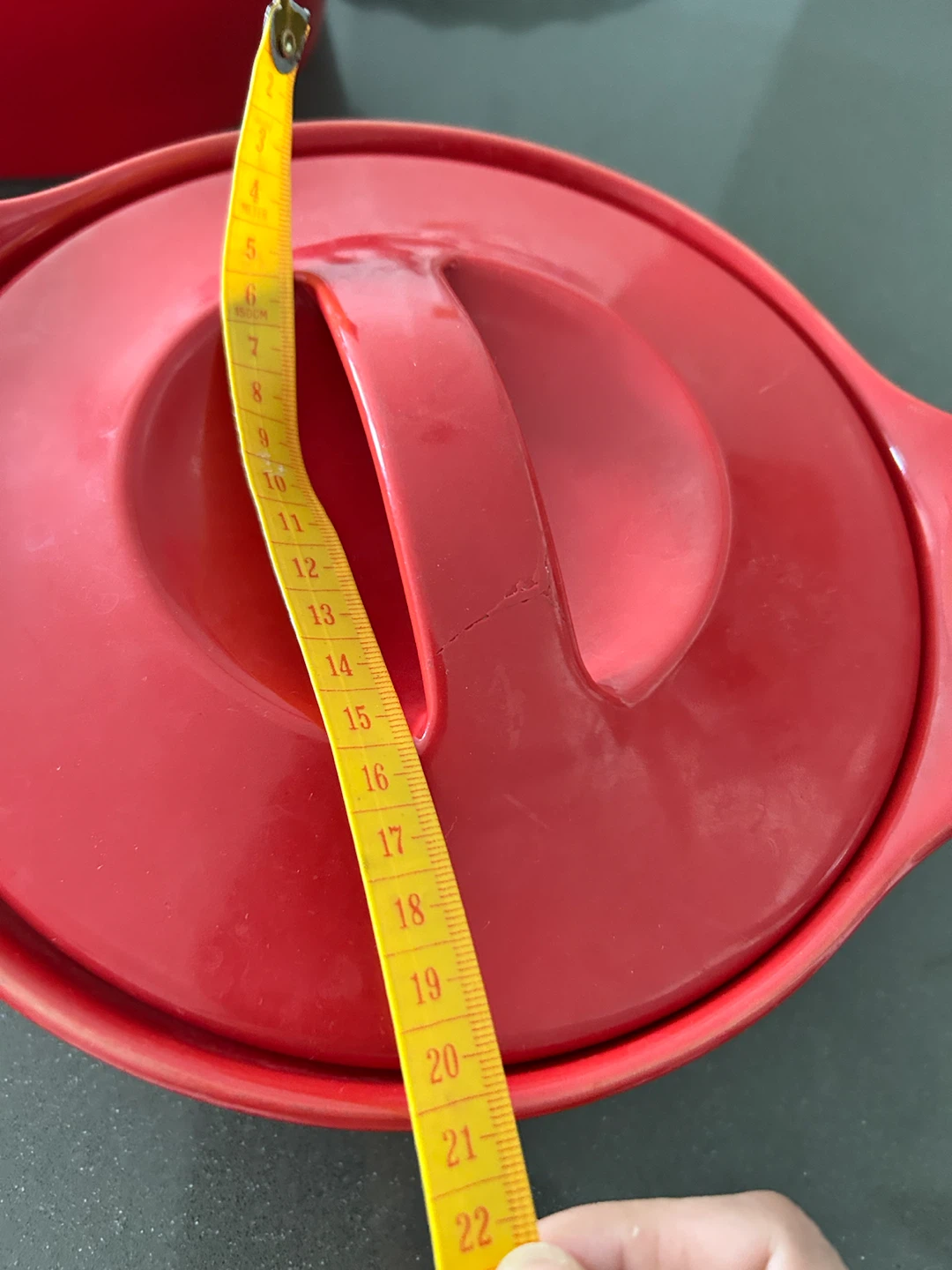 Set of two red ceramic lidded pots - photo 3