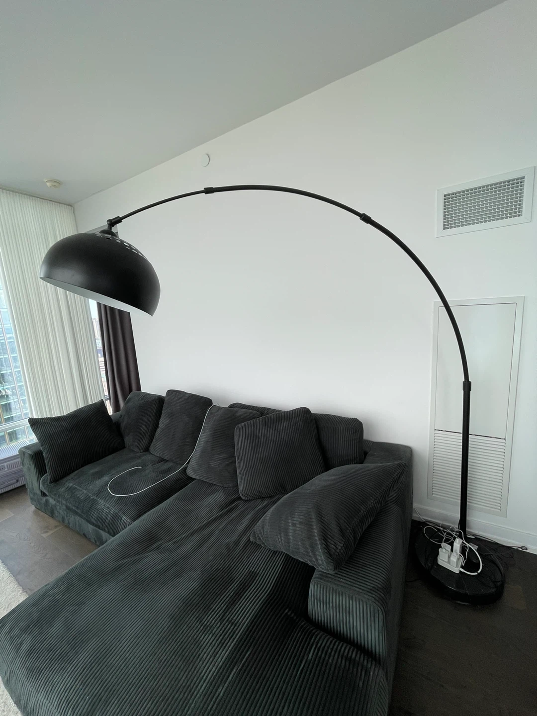 Black Arc Floor Lamp