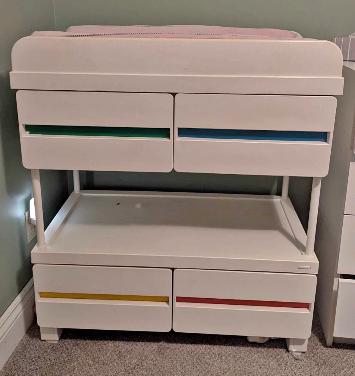 Changing table
